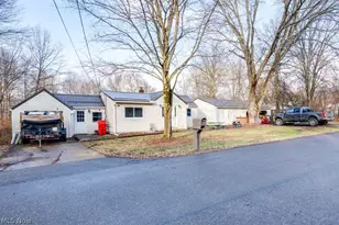 6095 Bell Ave, Hubbard, OH 44425 - Photo 35