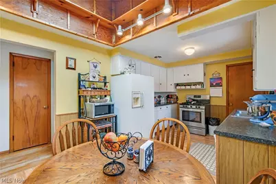 1928 Palo Verde Drive, Youngstown, OH 44514 - Photo 11