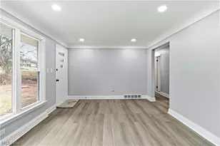 9486 York Rd, North Royalton, OH 44133 - Photo 13