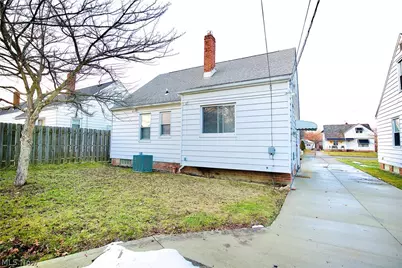 13410 Hathaway Road, Garfield Heights, OH 44125 - Photo 35