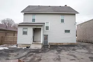 131 Poland Ave, Struthers, OH 44471 - Photo 3