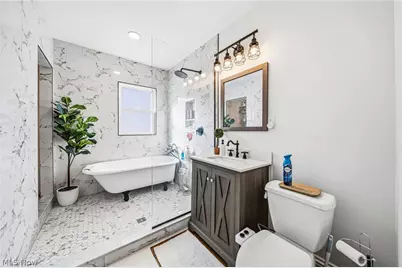 2077 Richland Avenue, Oakwood, OH 44107 - Photo 17