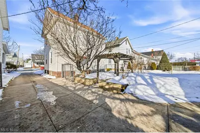 2077 Richland Avenue, Oakwood, OH 44107 - Photo 31