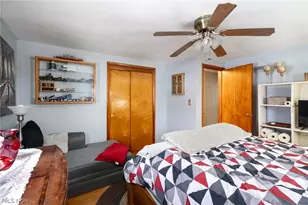 6445 Lake Ave, Elyria, OH 44035 - Photo 13