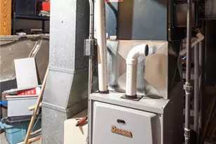 6445 Lake Ave, Elyria, OH 44035 - Photo 27