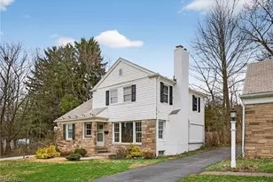 20945 Halworth Rd, Huber Heights, OH 44122 - Photo 3