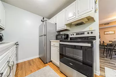 9611 Sunrise Boulevard #K2, North Royalton, OH 44133 - Photo 13