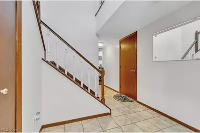 1689 Walnut Lane #5, Rocky River, OH 44116 - Photo 3