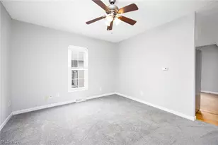 918 Raymond Ave, Barberton, OH 44203 - Photo 15