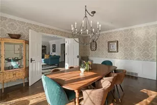 2731 Emerson Dr, Pepper Pike, OH 44124 - Photo 15