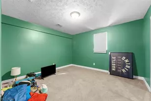 2958 Moyer Ave, Norton, OH 44203 - Photo 37