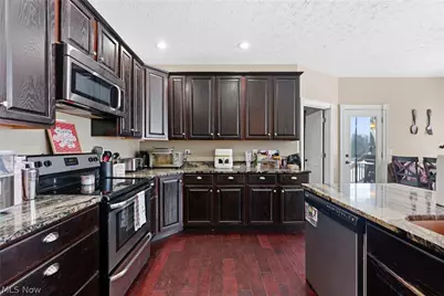 2958 Moyer Avenue, Norton, OH 44203 - Photo 5