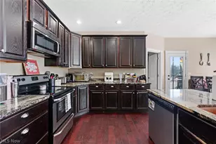 2958 Moyer Ave, Norton, OH 44203 - Photo 5