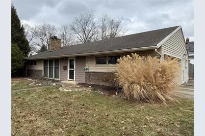 287 Edgewood Drive, Berea, OH 44017 - Photo 1