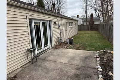 287 Edgewood Drive, Berea, OH 44017 - Photo 17