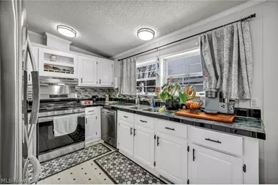 27202 Cook Road #132, Olmsted Twp, OH 44138 - Photo 15