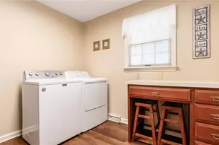 3750 Greenbriar Dr, Zanesville, OH 43701 - Photo 25