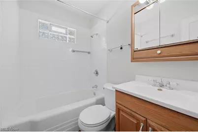 198 Summit Street, Wadsworth, OH 44281 - Photo 9