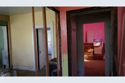 858 May Street, Akron, OH 44311 - Photo 5