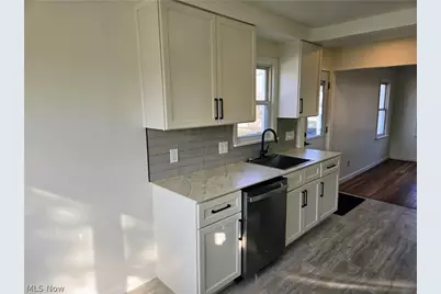 1558 Temple Avenue, Loveland, OH 44124 - Photo 7