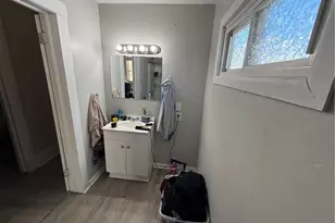 1226 Shriver Ave NE, Canton, OH 44705 - Photo 5