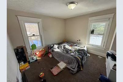 1226 Shriver Avenue NE, Canton, OH 44705 - Photo 9