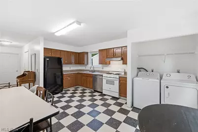 27 Union Street, Oberlin, OH 44074 - Photo 5