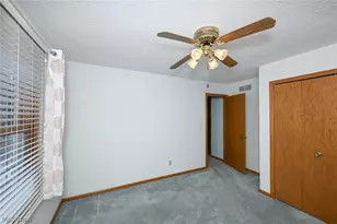 2138 Forest Oak Dr, Akron, OH 44312 - Photo 37