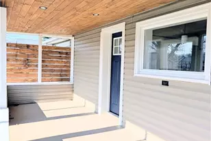 317 Maple Street N, Gnadenhutten, OH 44629 - Photo 3