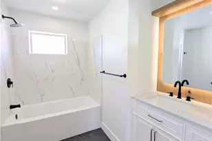 317 Maple Street N, Gnadenhutten, OH 44629 - Photo 11