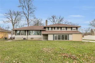 6624 Ronjoy Pl, Youngstown, OH 44512 - Photo 29