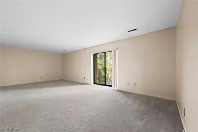 550 Tollis Parkway #307, Grandview Heights, OH 44147 - Photo 7