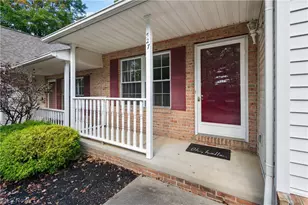 527 S Frank Blvd, Akron, OH 44313 - Photo 5