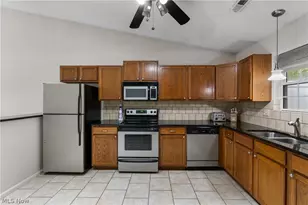 527 S Frank Blvd, Akron, OH 44313 - Photo 15