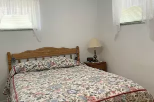 517 E Fernwood Dr, Toronto, OH 43964 - Photo 9