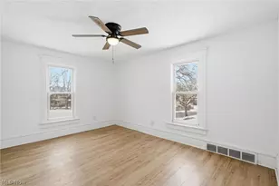 480 Bell St, Akron, OH 44307 - Photo 21