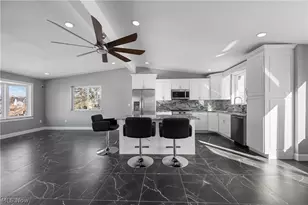 253 Aqua Blvd, Coventry, OH 44319 - Photo 7