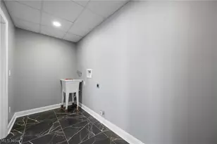 253 Aqua Blvd, Coventry, OH 44319 - Photo 29