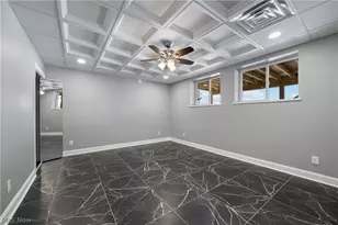 253 Aqua Blvd, Coventry, OH 44319 - Photo 35