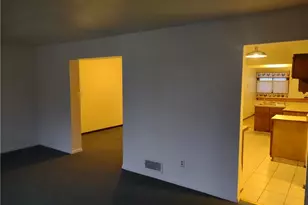 939 Lane St, Akron, OH 44307 - Photo 3