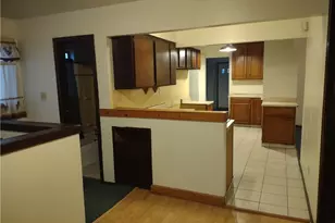 939 Lane St, Akron, OH 44307 - Photo 7