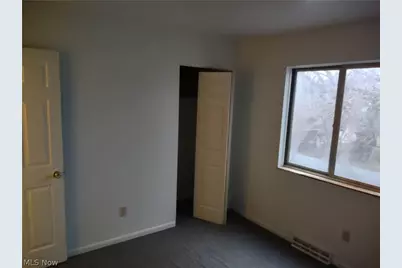939 Lane Street, Akron, OH 44307 - Photo 15