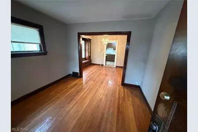 19316 Shawnee Avenue, Loveland, OH 44119 - Photo 11