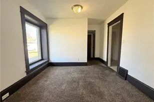 1433 Kenmore Blvd, Akron, OH 44314 - Photo 9