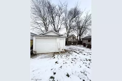 1433 Kenmore Boulevard #1, Akron, OH 44314 - Photo 3