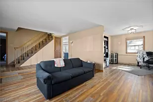 27261 Nantucket Dr, North Olmsted, OH 44070 - Photo 5