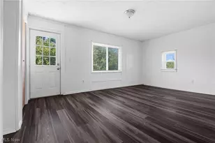 2387 29th St SW, Akron, OH 44314 - Photo 15