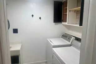 1457 Sharon Ave, Zanesville, OH 43701 - Photo 7