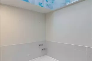 2675 Warrensville Center Rd, Huber Heights, OH 44122 - Photo 21