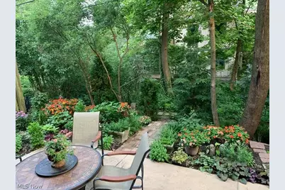 2675 Warrensville Center Road #2, Huber Heights, OH 44122 - Photo 35